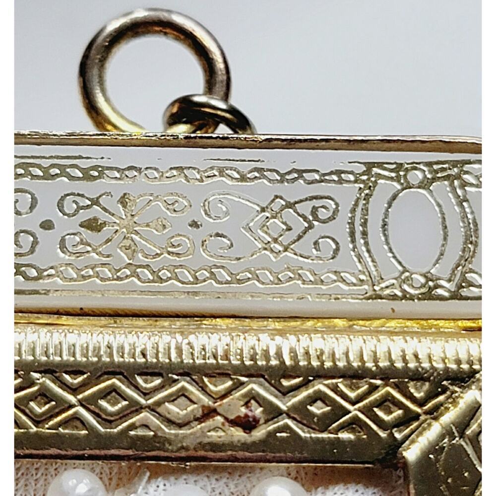 Vintage Cream Colored Pearlized Wrist Evening/Wedding Bag - Picture 10 of 12